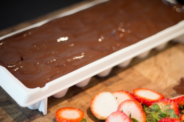 Instruktioner-hvordan-til-lave-chokolade-jordbær-derhjemme