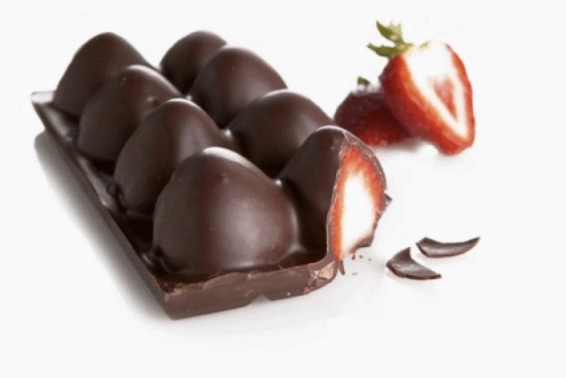 Form-isterninger-chokolade-jordbær-opskrift-dessert