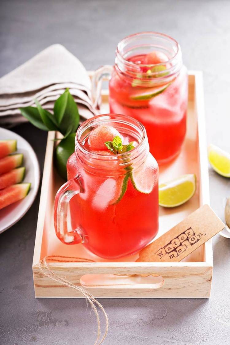 detox-vand-vandmelon-rensning-sommer-frugtagtig