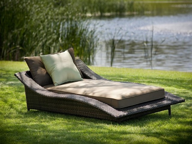 Chaise longue rattan pude have design