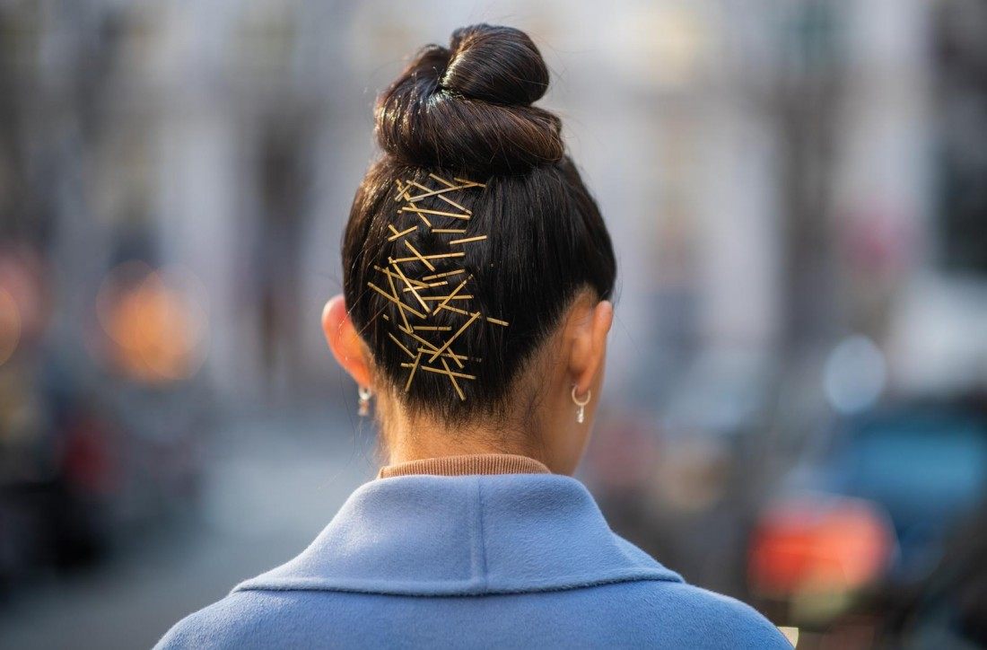 Hårtilbehør Bobby Pins Top Knot Frisure Sommer Mørkebrunt hår