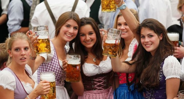 Teenage skolepige frisurer Oktoberfest