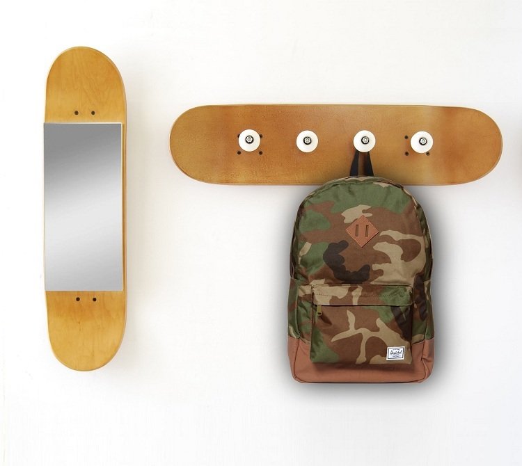DIY møbler skateboard frakke krog spejl ideer