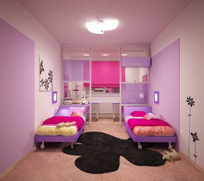 myšlienka svetlej výzdoby detskej izby pre dievča s rozlohou 12 m2