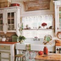 επιλογή φωτός εσωτερικού κουζίνας σε φωτογραφία ξύλινου σπιτιού