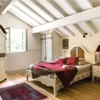 עיצוב תמונות של חדר שינה בעליית הגג