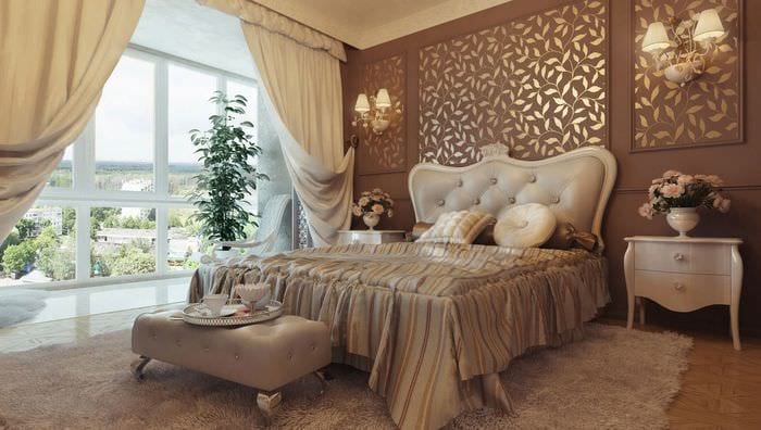 gyllene nyanser i ett klassiskt sovrum