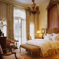 спалня в декор за снимки в класически стил