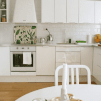 weißes küchenset helle küche