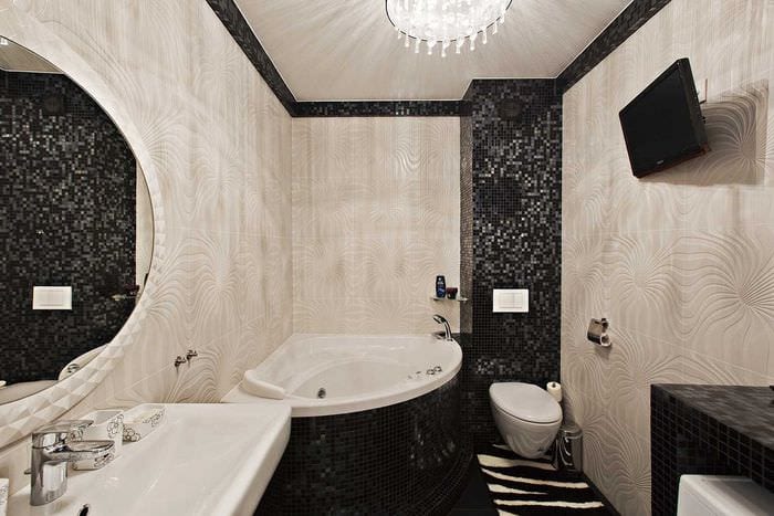 הרעיון של פנים חדר אמבטיה מודרני עם אמבטיה פינתית