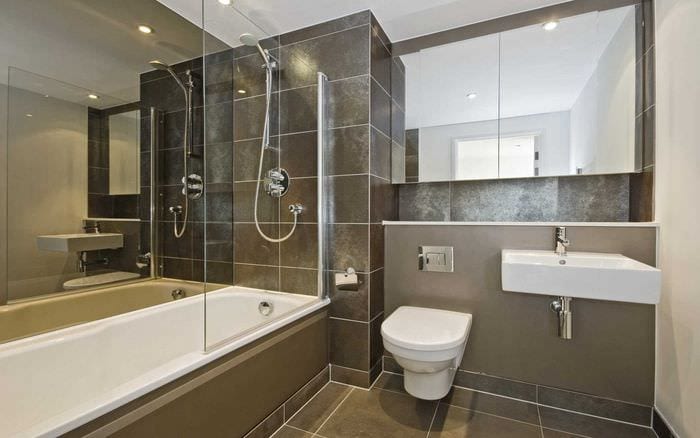 idé om en ovanlig design av ett badrum 2,5 kvm.
