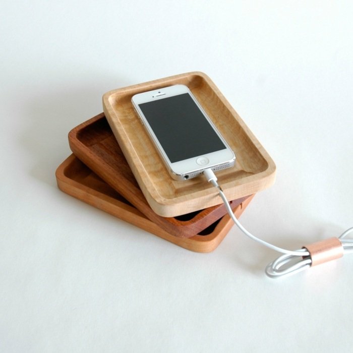 diy docking station træ iphone kabelboks