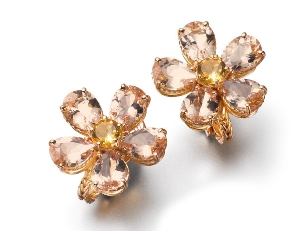 Clip-øreringe-Dolce-Gabbana-blomst-form-trend-smykker-samling-pink-turmalin