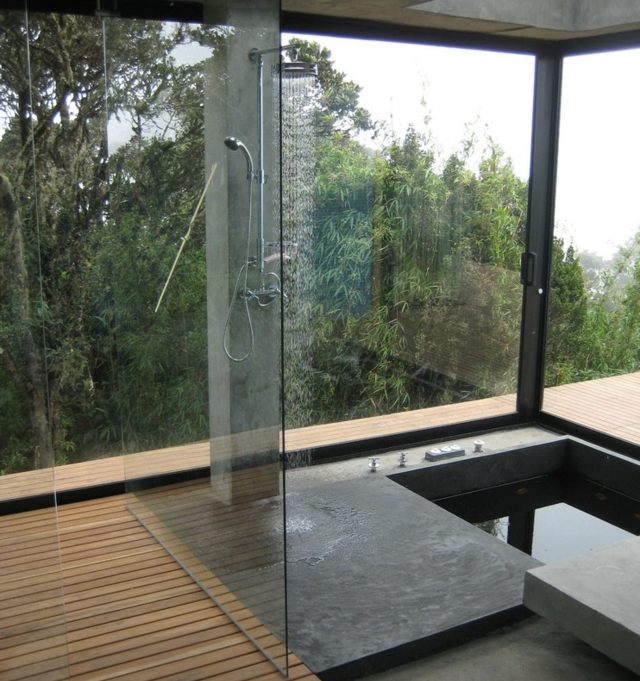 Bruseglasfronter beton indbygget badekar