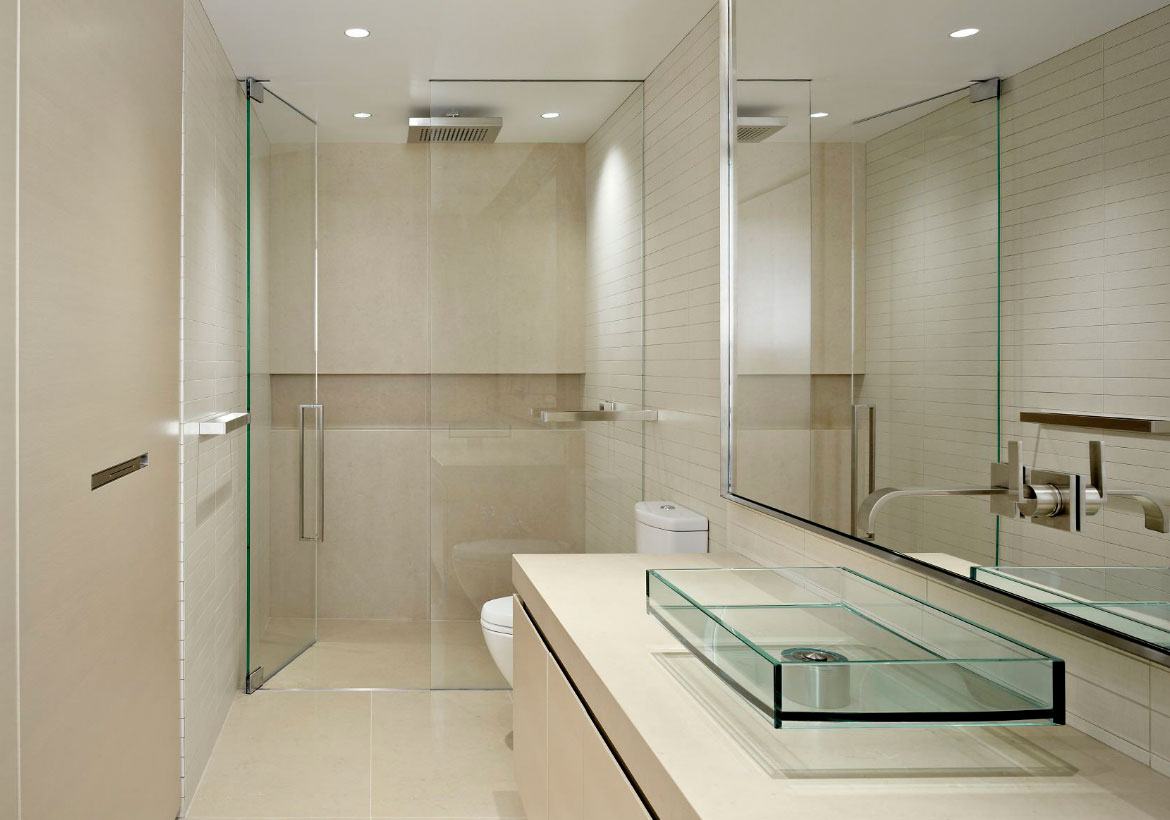 Indretning af badeværelset på en moderne måde Levende trends Glasbrusekabine
