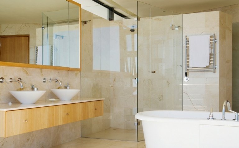 Rengør brusedør Kalk hjemmemekanismer Rengøringstips til badeværelser
