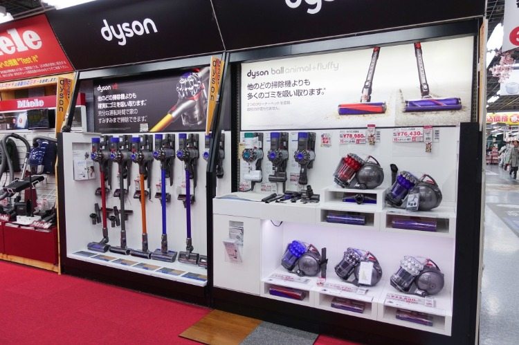 nye modeller af trådløse støvsugere i japansk butik