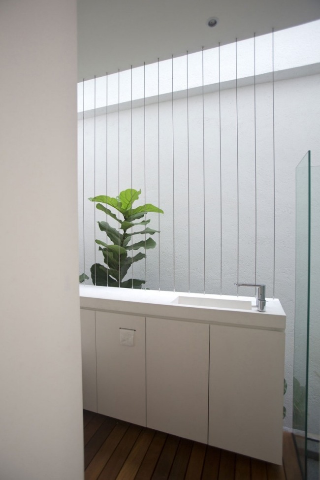 moderne hus singapore badeværelse forfængelighedskab hvid