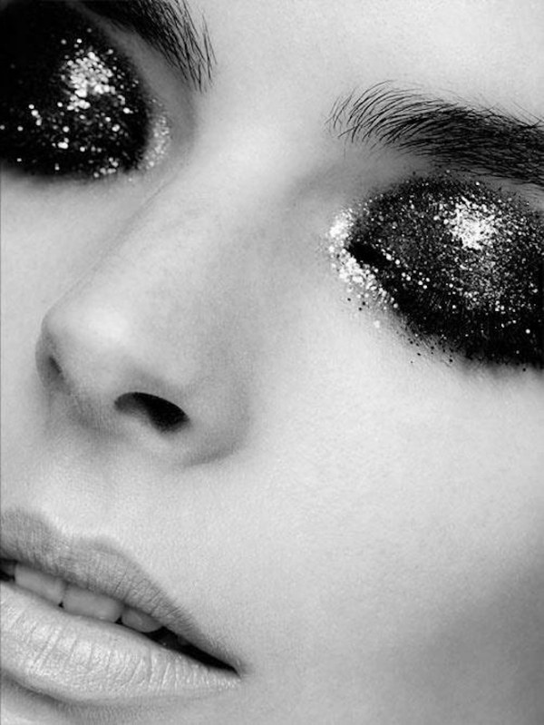 smokey-eyes-eyes-with-glitter-make-up-tips-instruktioner