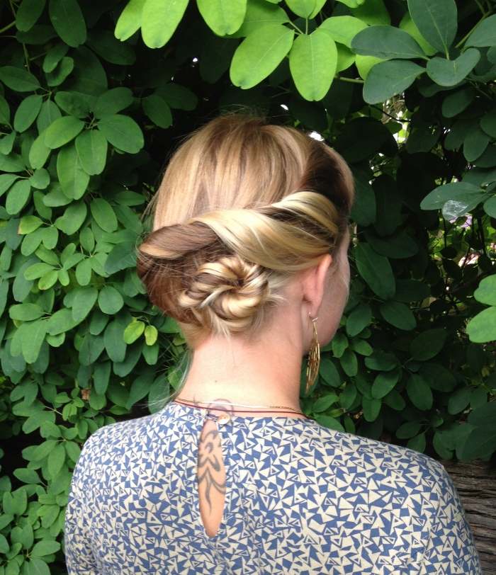 simpel-sommer-frisure-boho-twist-tutorial