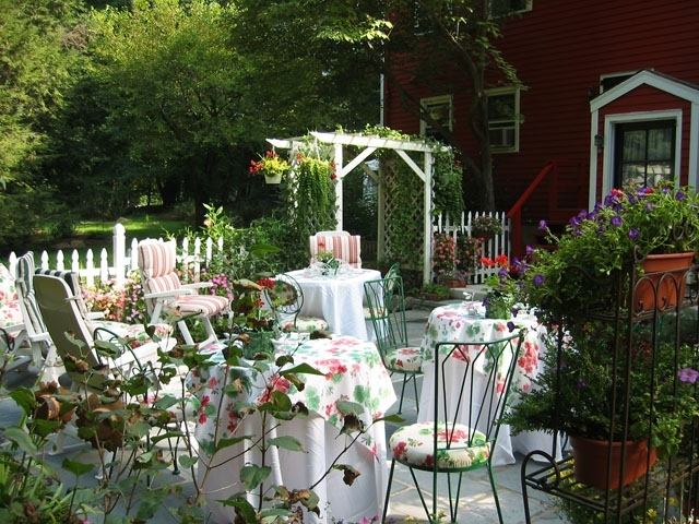 romantiske havestole dug blomstermotiver