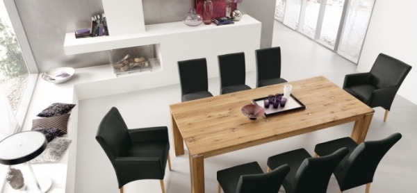 enkle interiør spisestue møbler ved mønstring