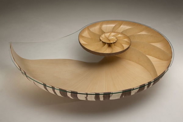 designerbord med nautilus trælook