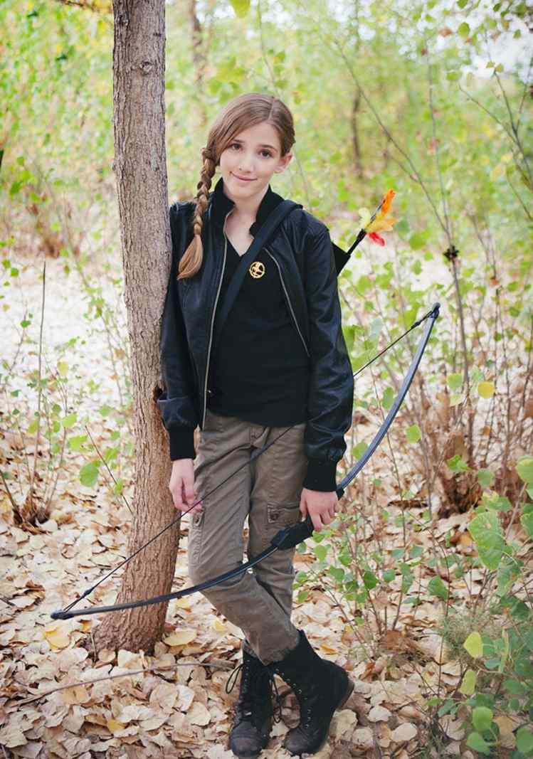 Katniss Everdeen laver selv kostumefilm og fjernsyn