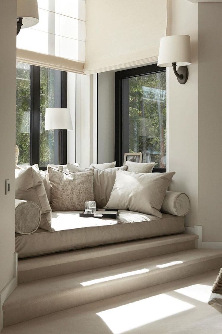 vindueskarm-siddende-moderne-hyggelige-pude-lamper
