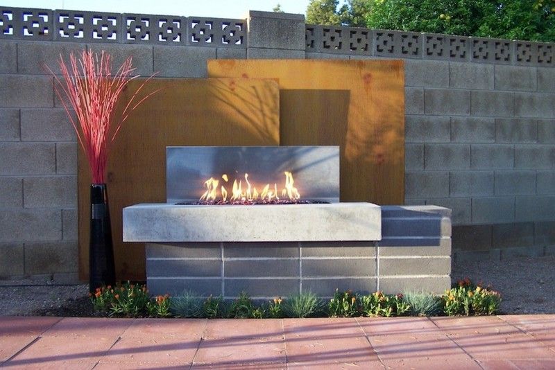 Brandskål-havepejs-væg i cortenstål-beton
