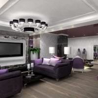 светло лилаво диван стил хол снимка