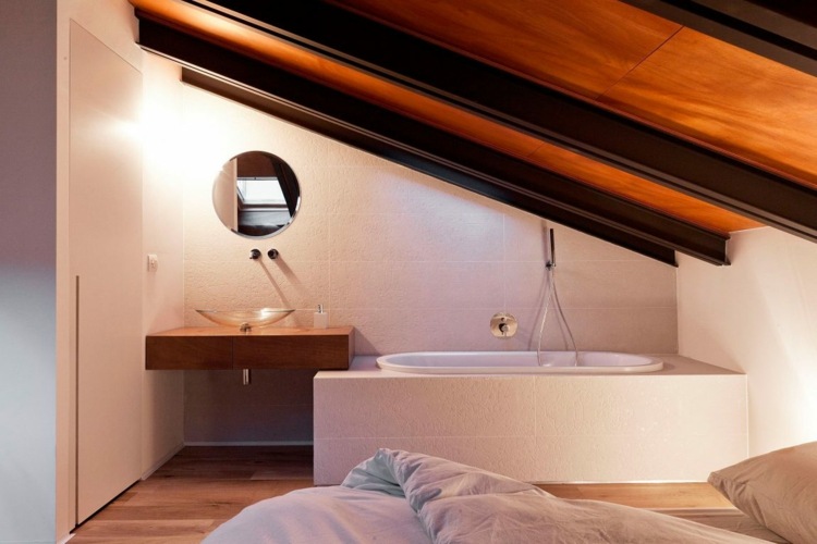 Flise-stort-format-soveværelse-bad-vask-konsol-rundt spejl