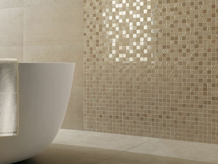 sten look fliser ørkenlund mosaik beige glans badekar