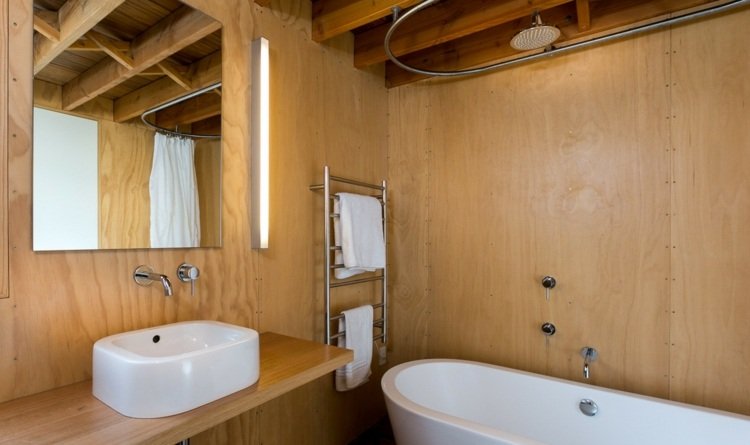 flisedesign-badeværelse-renover-krydsfiner-vægbeklædning-attraktivt