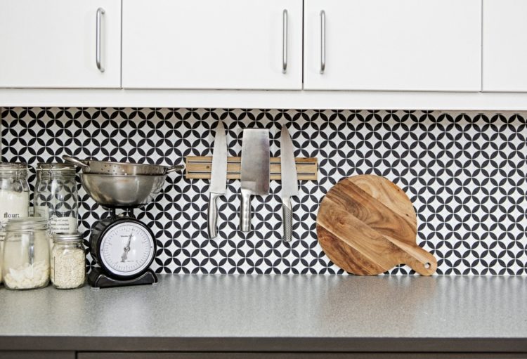 Flisedesign-badeværelse-tapet-vandtæt-mønster-idé-tilbage væg-køkken-design