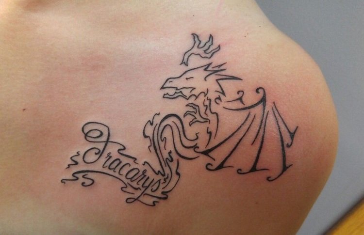 Game of Thrones tatovering kvinde drage skulderbryst