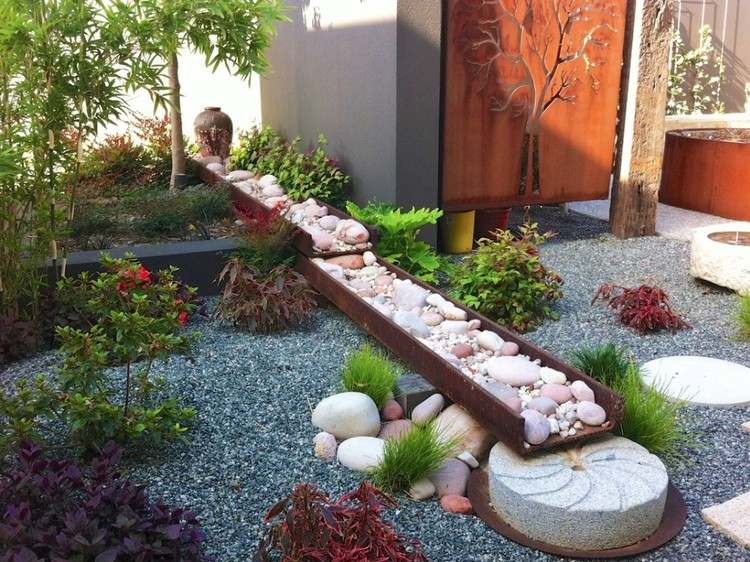 lille-have-uden-græsplæne-japansk-have