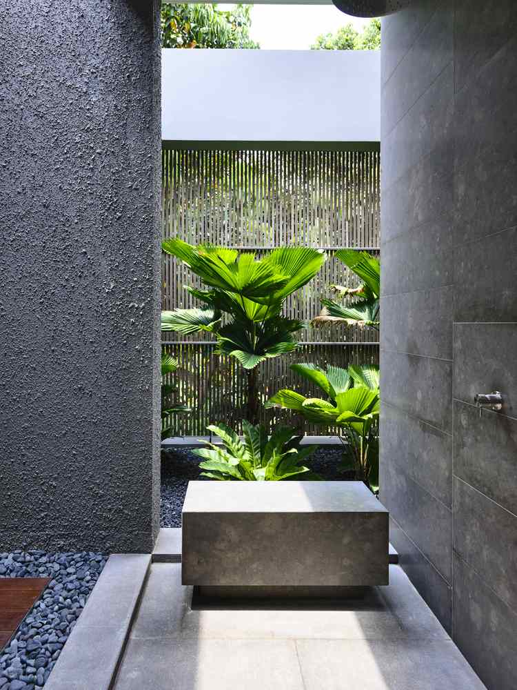 have-stue-forbinde-åbne-badeværelse-regn-bruser-planter
