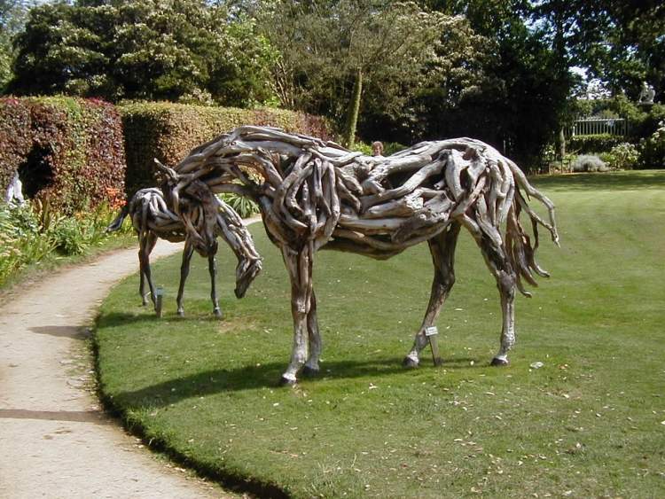 have-kunst-tribholz-heste-skulptur-design-økologisk-design