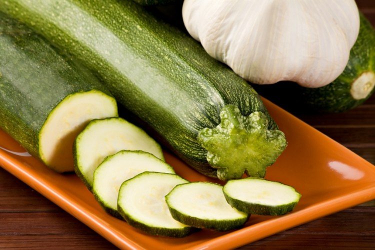 zucchini idé grøntsagsplantning let pleje til nybegyndere