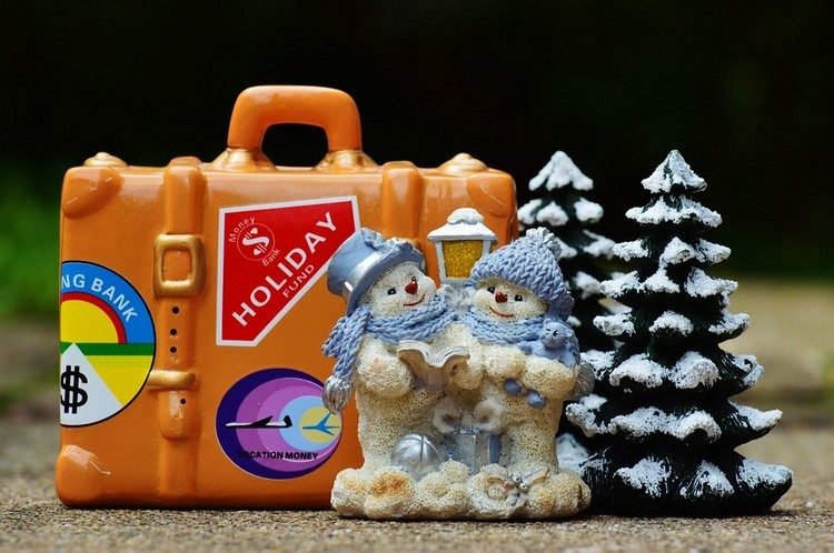 gaveindpakning rejsebevis tinker kreative ideer ferievoucher kuffert julfigur snemand fyr
