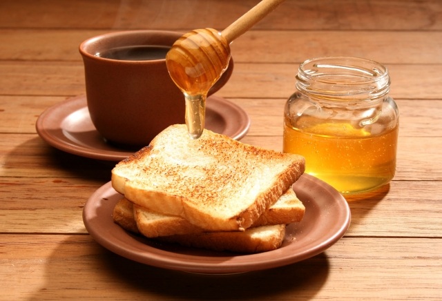 ideer til sundt vægttab morgenmad med honning toast ruller
