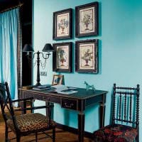 original design av stuen i blått fargebilde