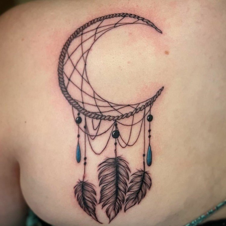 Dream catcher tattoo betyder skulder tatovering til kvinder