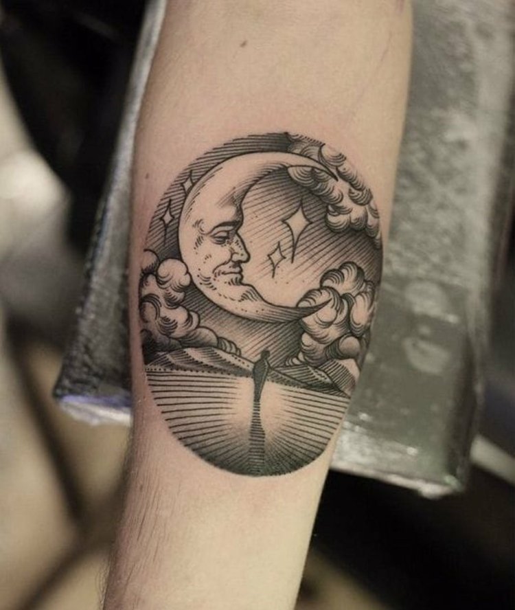 Underarm tatovering motiv til kvinder måne tatovering betydning
