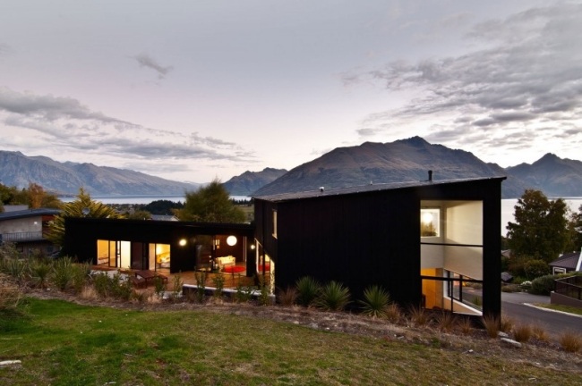 Hillside Glazing House Shed Roof Lake View New Zealand Dublin Street