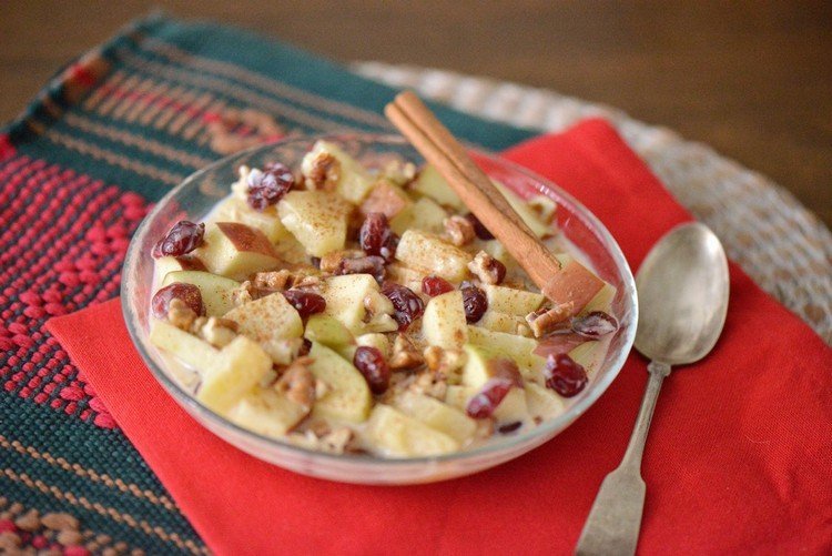 Efterårssalat Opskrift Æblesalat med Nødder enkle opskrifter til aftensmad