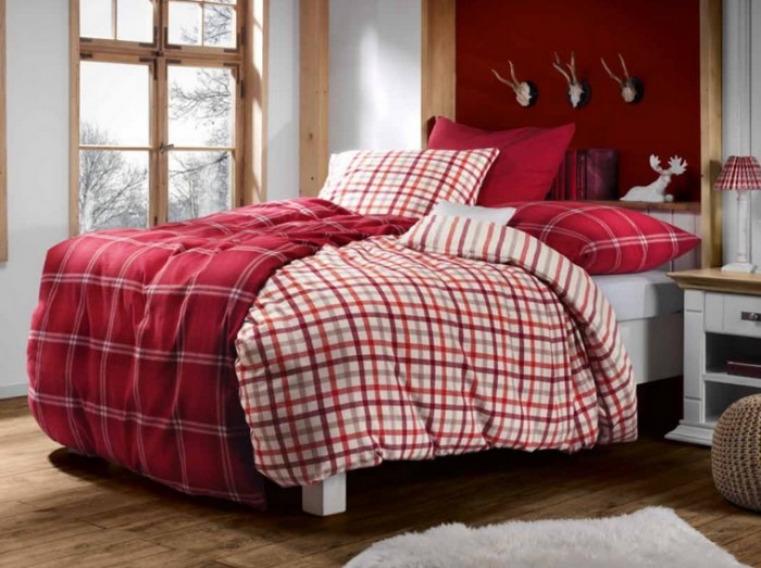 fint sengelinned-tjekket-linned-bomuld-rød-hvid-let-pleje-åndbar-i-land hus stil