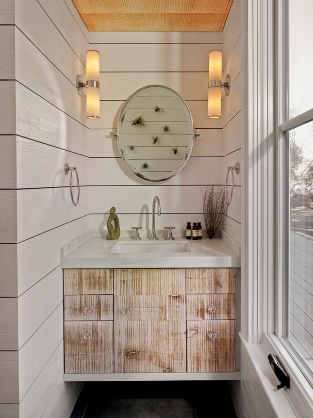 kompakt badeværelse-badeværelse-strand-stil-møbler-væg-lamper-ovalt-væg-spejl