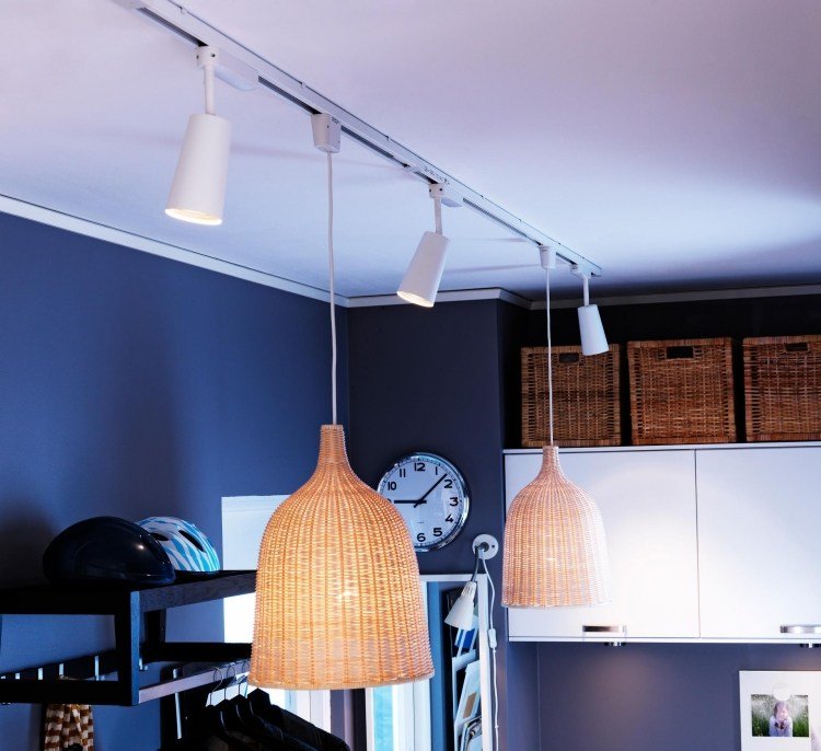 ikea-rattan-møbler-moderne-lys-penelleuchten-spotlight-bar-model-leran